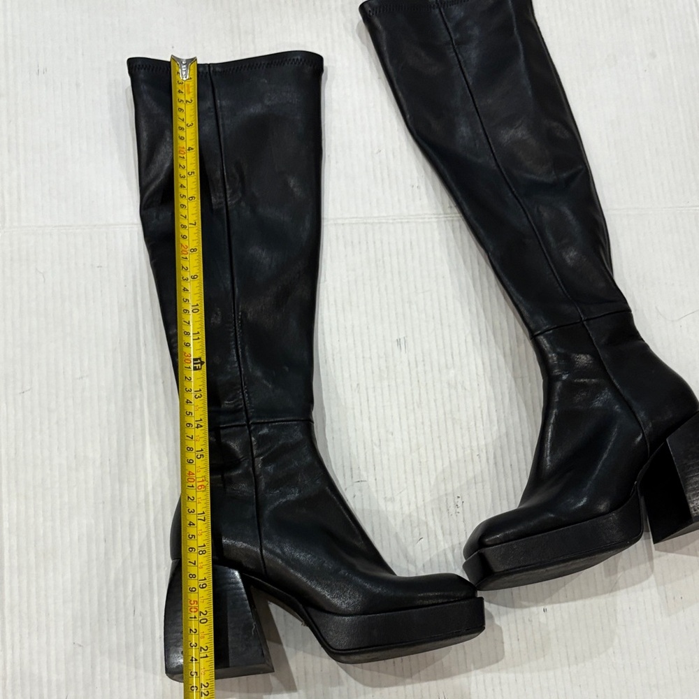 Jeffrey Campbell Daphne Second Skin Platform Boot in Black Size 8 - Picture 11 of 17